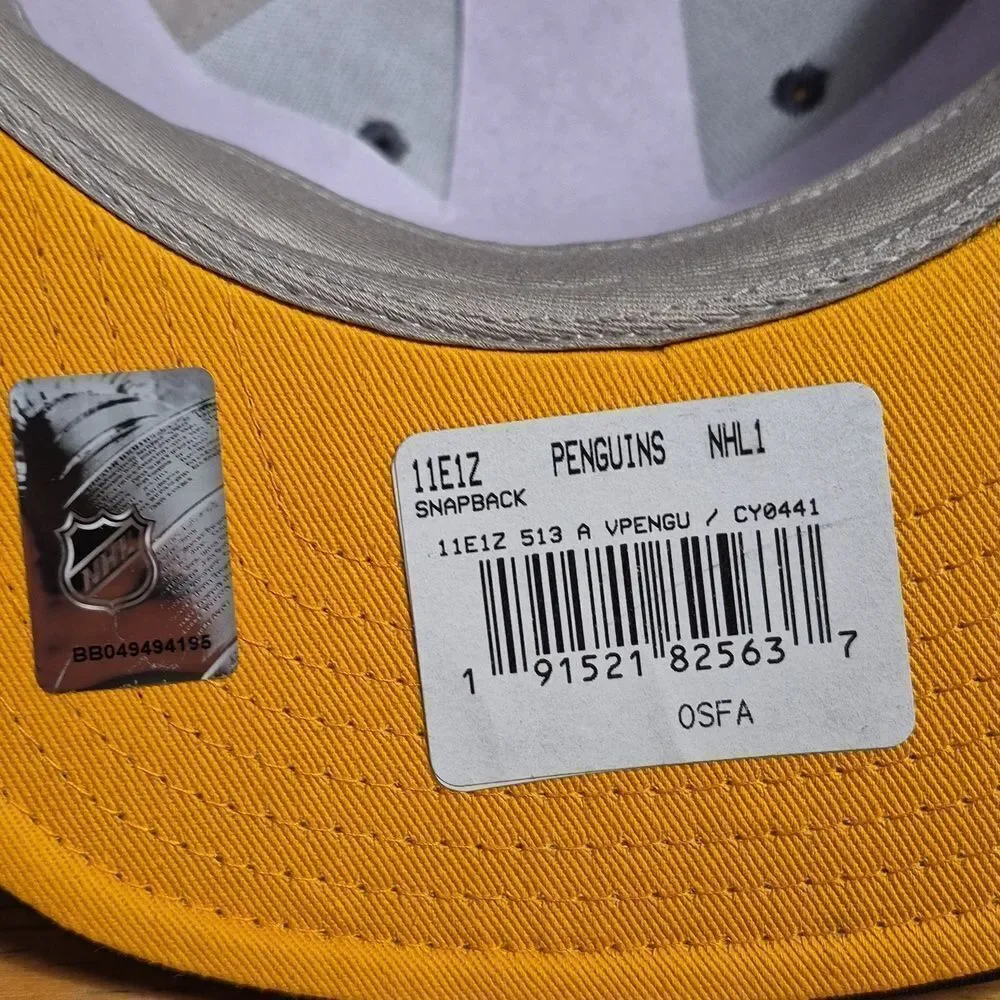 Adidas Pittsburgh Penguins Snapback Hat - New